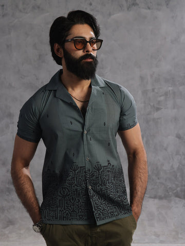 Cotton Button-Down Shirt – Timeless & Inclusive For Unisex